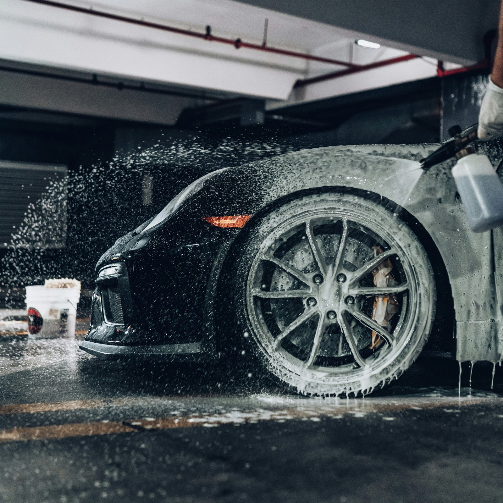 Ruční mytí aut Praha 7 – Kompletní péče EasyCarWash